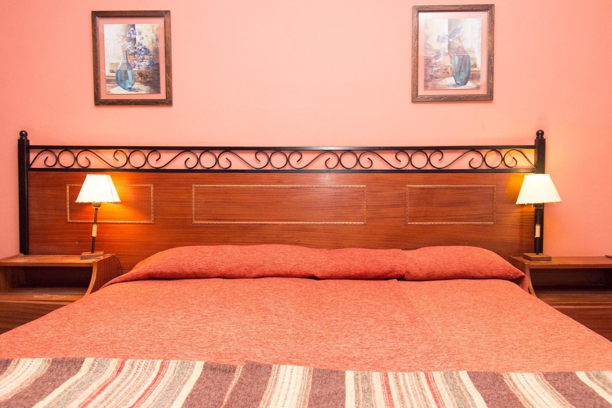 אל קלפטה Cerro Calafate Hotel מראה חיצוני תמונה