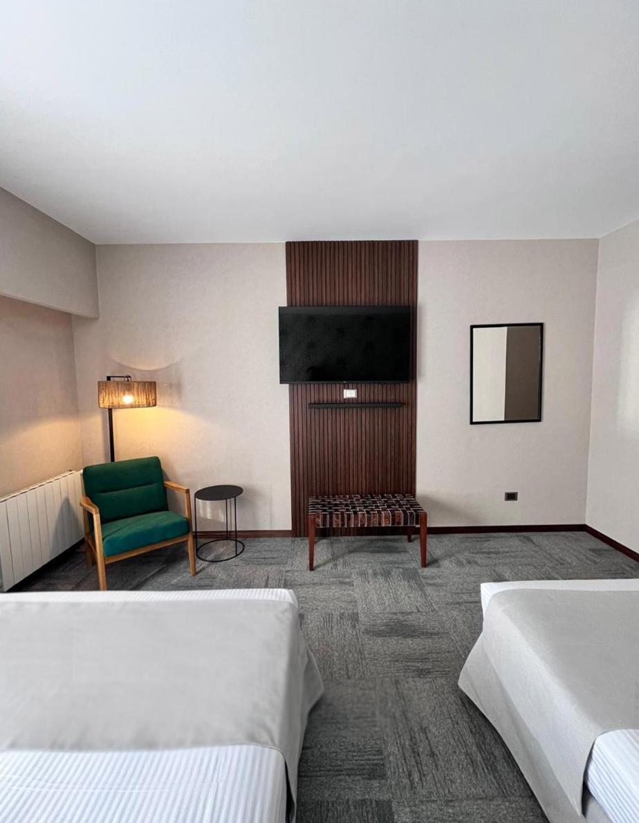 אל קלפטה Cerro Calafate Hotel מראה חיצוני תמונה