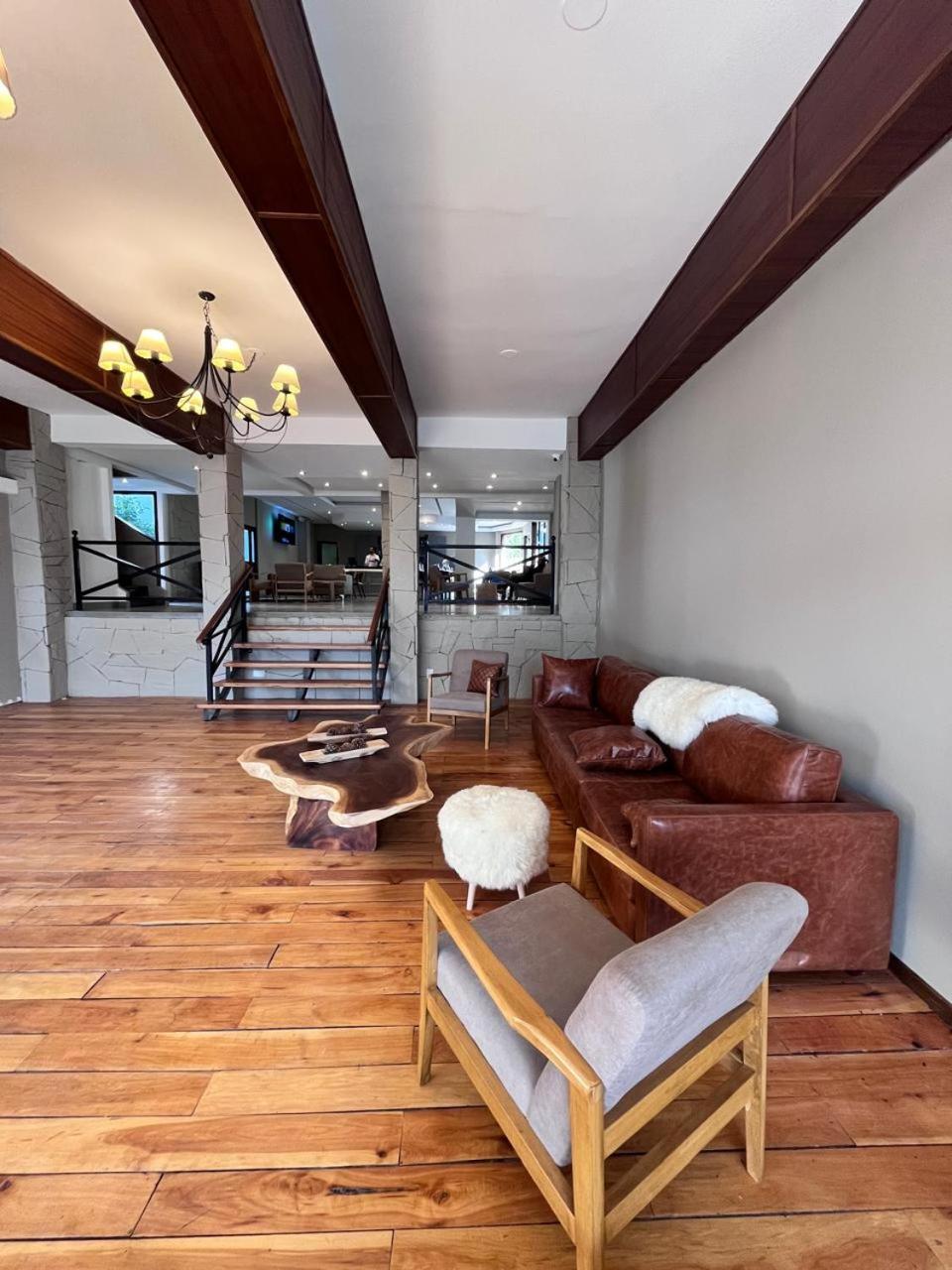 אל קלפטה Cerro Calafate Hotel מראה חיצוני תמונה