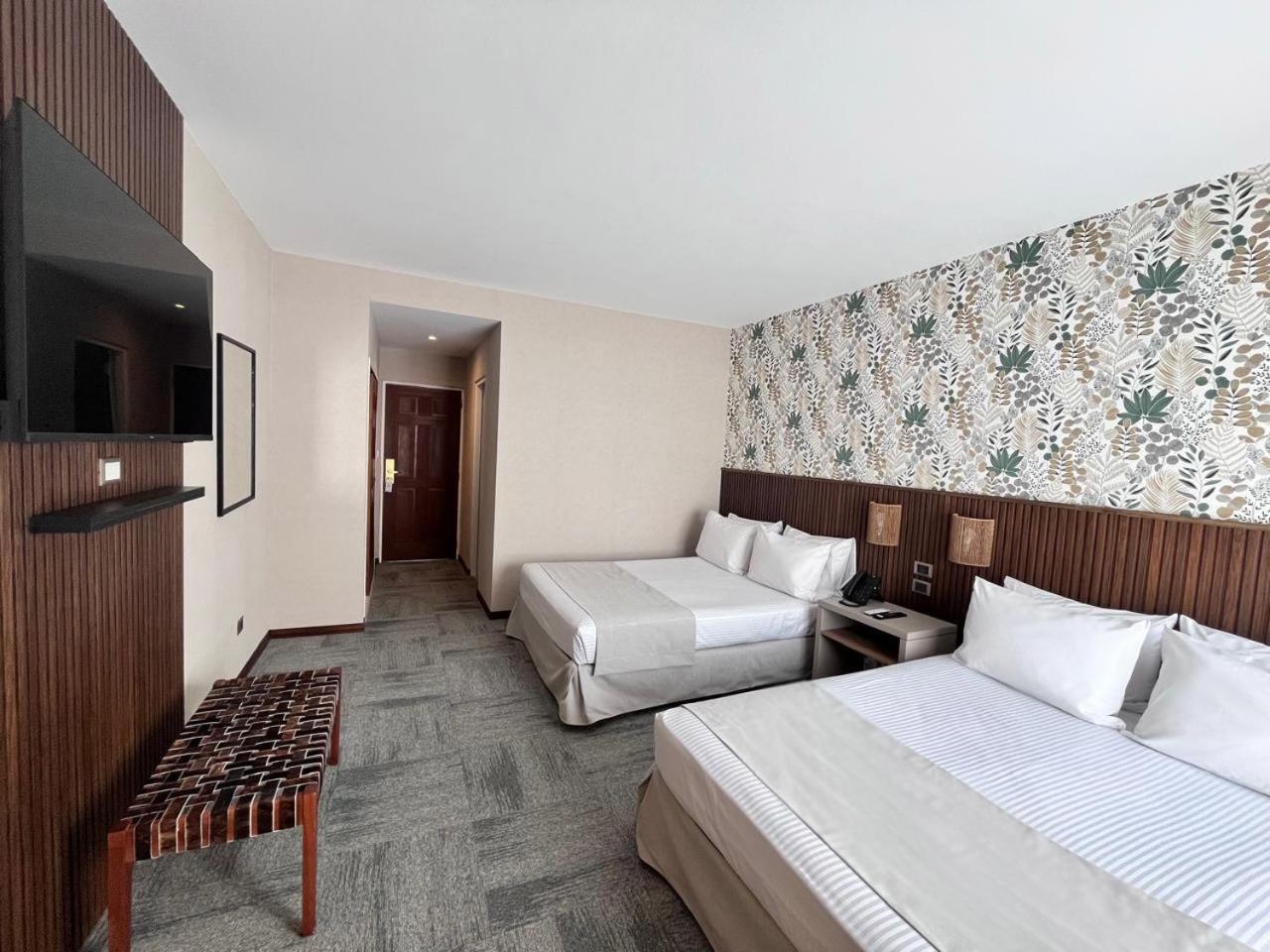 אל קלפטה Cerro Calafate Hotel מראה חיצוני תמונה