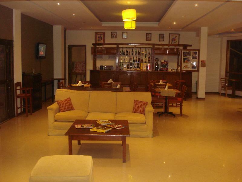 אל קלפטה Cerro Calafate Hotel מראה חיצוני תמונה